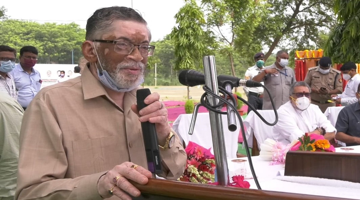 Santosh Kumar Gangwar early years